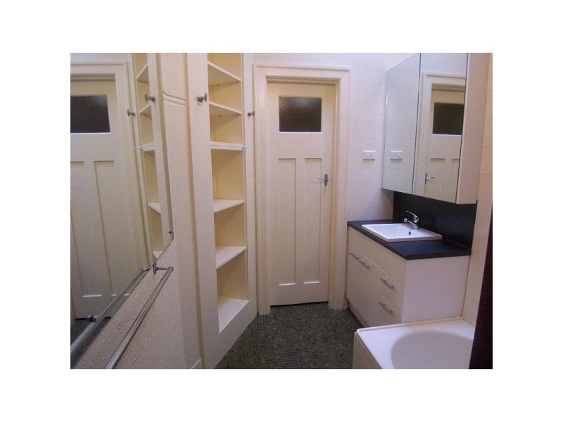 37E Acland Street, St Kilda VIC 3182