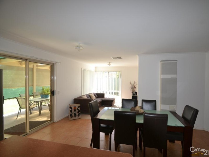 32 Woodlands Circuit, Echuca VIC 3564