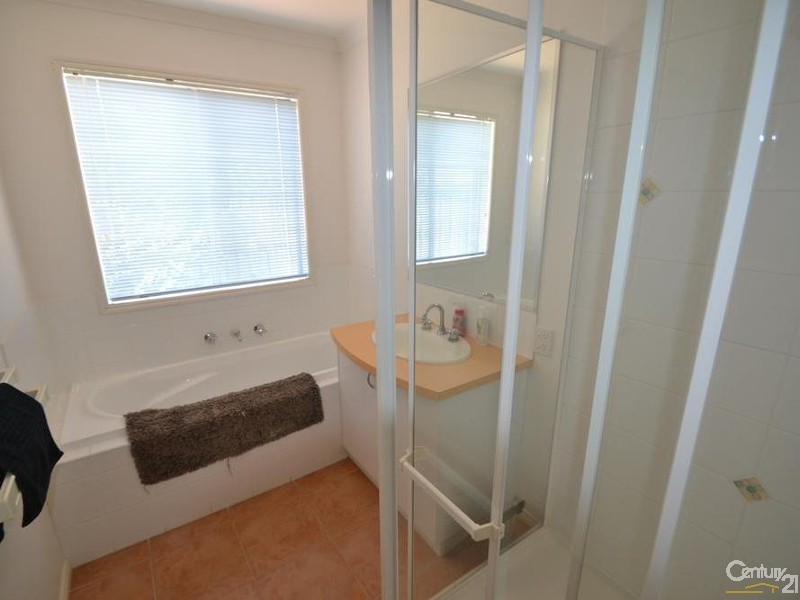 32 Woodlands Circuit, Echuca VIC 3564