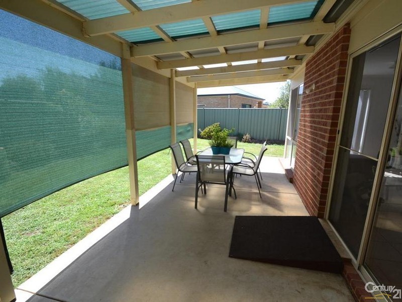 32 Woodlands Circuit, Echuca VIC 3564