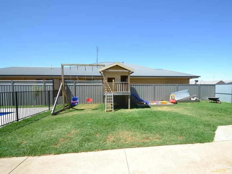 30 James Street, Echuca VIC 3564