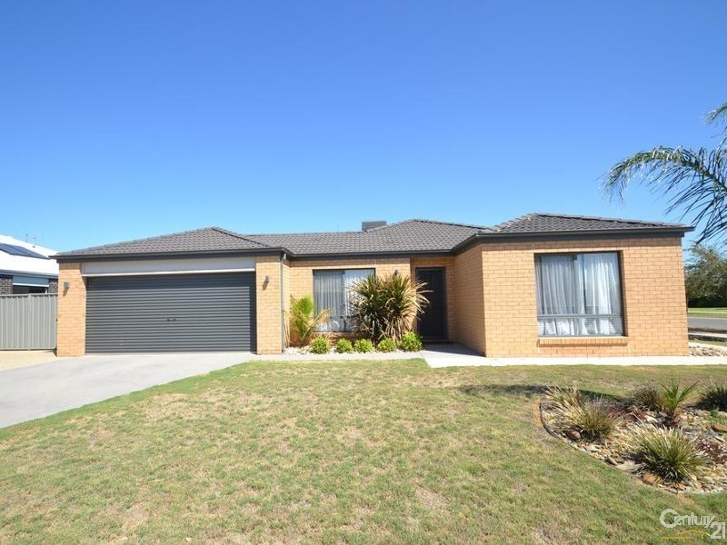12 Elm Street, Echuca VIC 3564