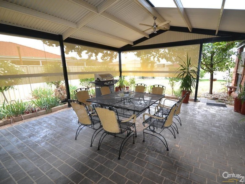 13 Roberts Court, Echuca VIC 3564