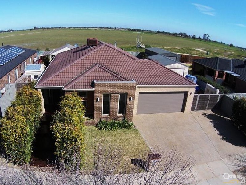 51 Declan Way, Echuca VIC 3564