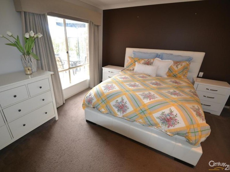 51 Declan Way, Echuca VIC 3564