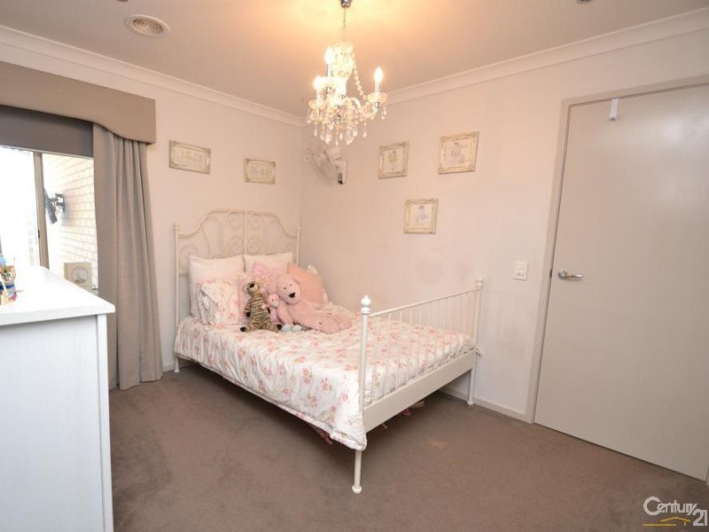 51 Declan Way, Echuca VIC 3564