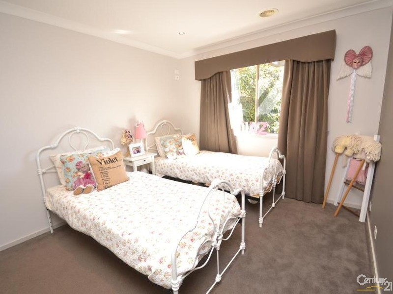 51 Declan Way, Echuca VIC 3564