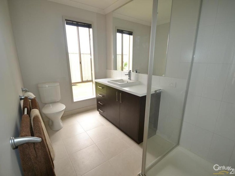 51 Declan Way, Echuca VIC 3564