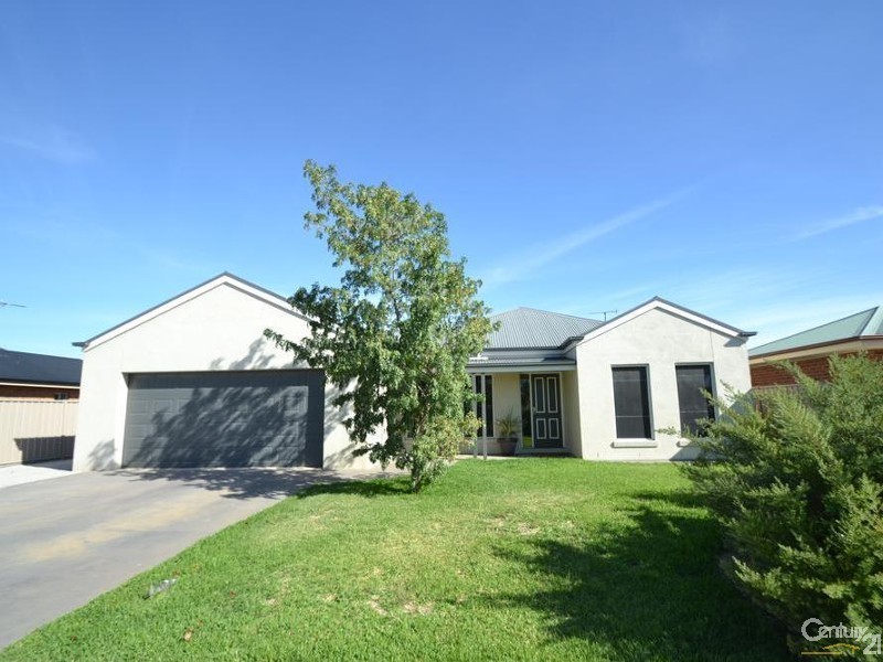 19 Wearne Road, Echuca VIC 3564
