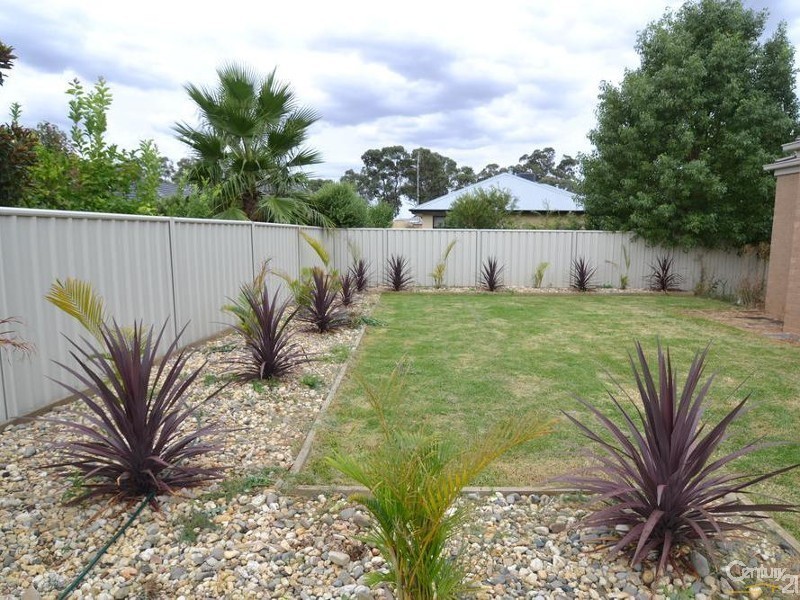 9 Lomond Court, Moama NSW 2731