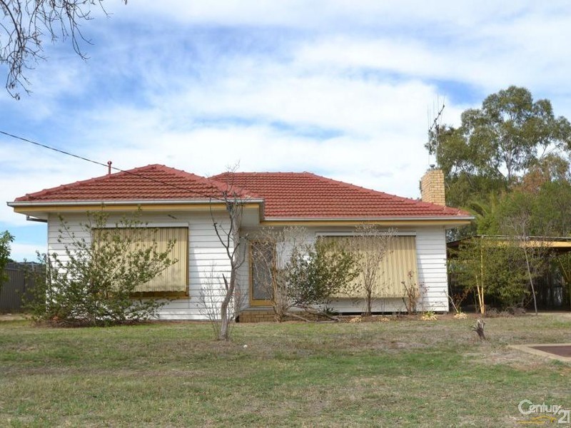 110 Bowen Street, Echuca VIC 3564