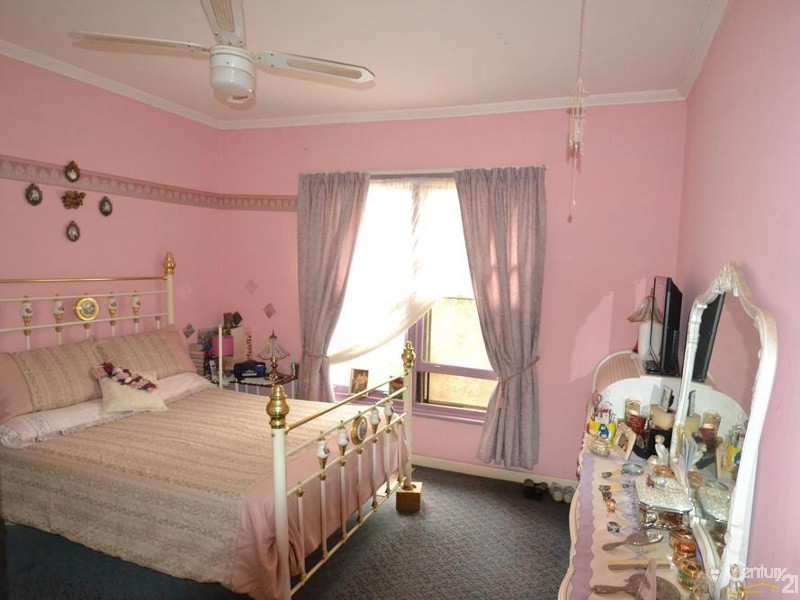 28 Haig St., Mitiamo VIC 3573