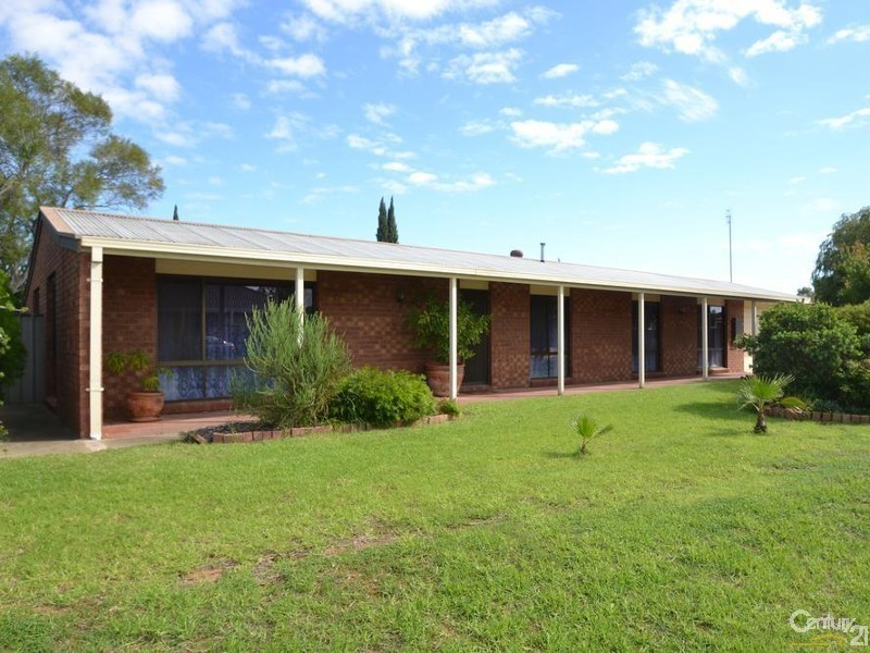 62 Elizabeth Street, Echuca VIC 3564