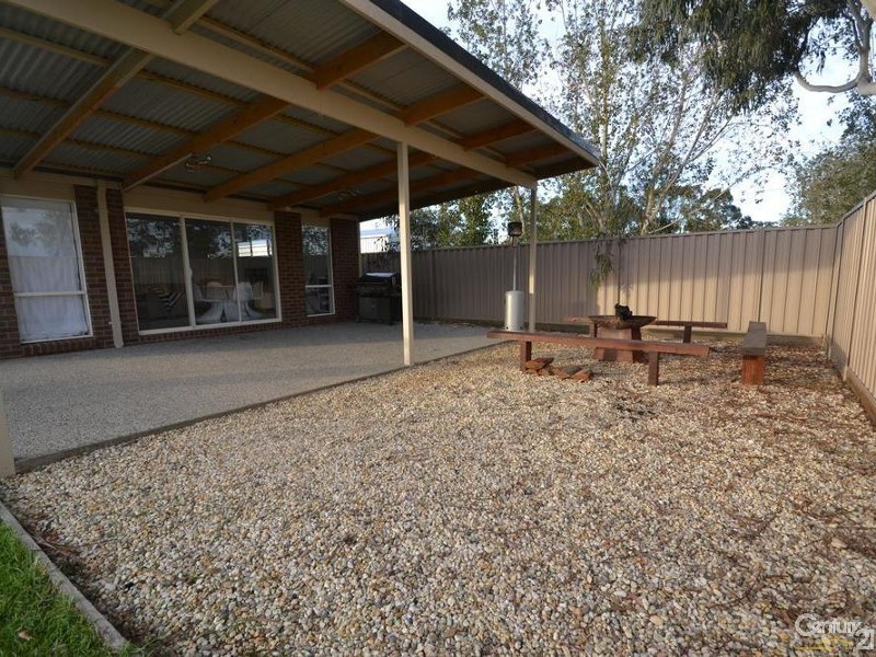 33 Struve Court, Echuca VIC 3564
