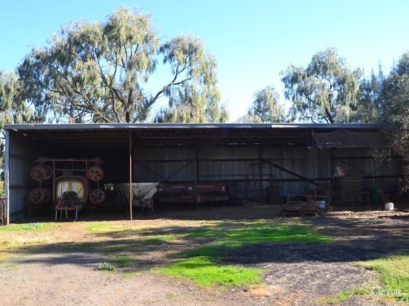 887 Bunnaloo Road, Mathoura NSW 2710