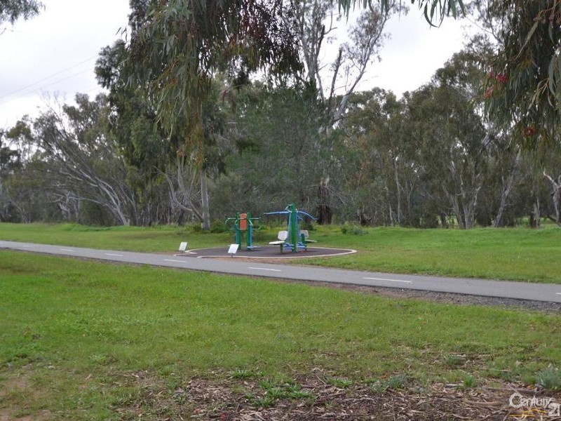 109 Campaspe Esplanade, Echuca VIC 3564