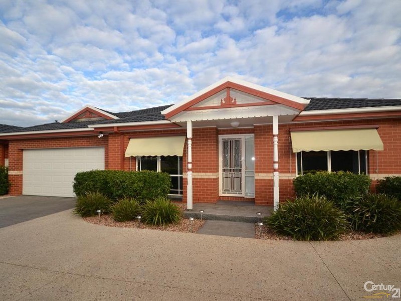 2/2 Lomond Court, Moama NSW 2731
