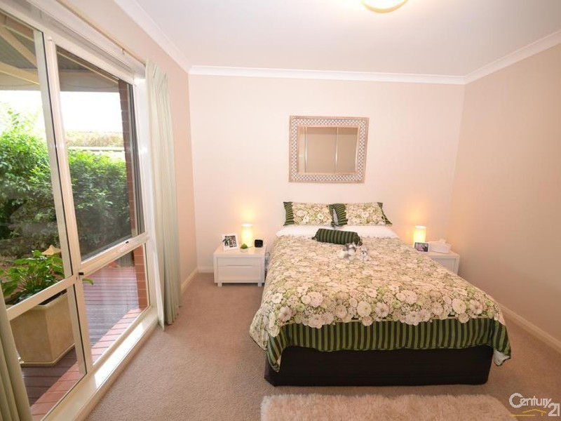 2/2 Lomond Court, Moama NSW 2731