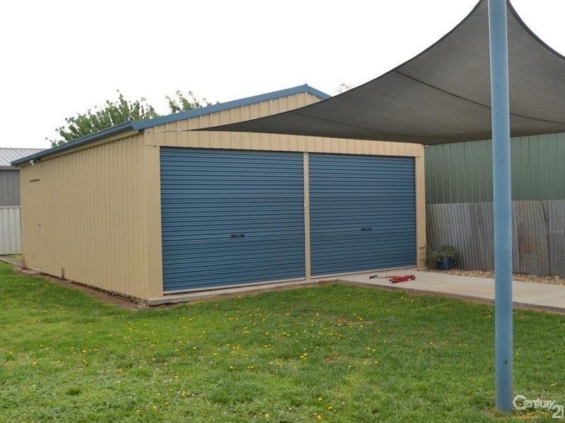 49 Hovell Street, Echuca VIC 3564