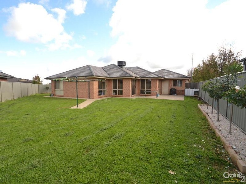 2 Amy Place, Echuca VIC 3564