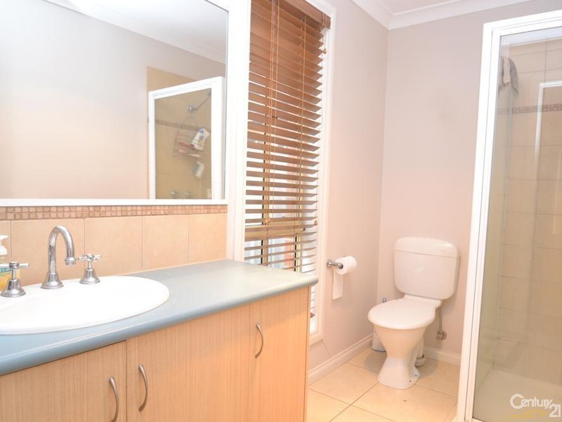 5 Victoria Place, Echuca VIC 3564
