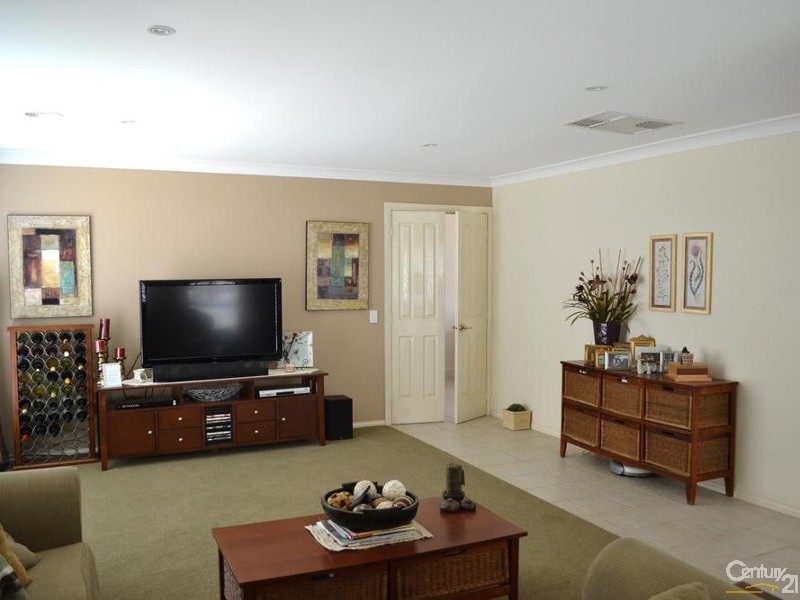 5 Kingfisher Drive West, Moama NSW 2731