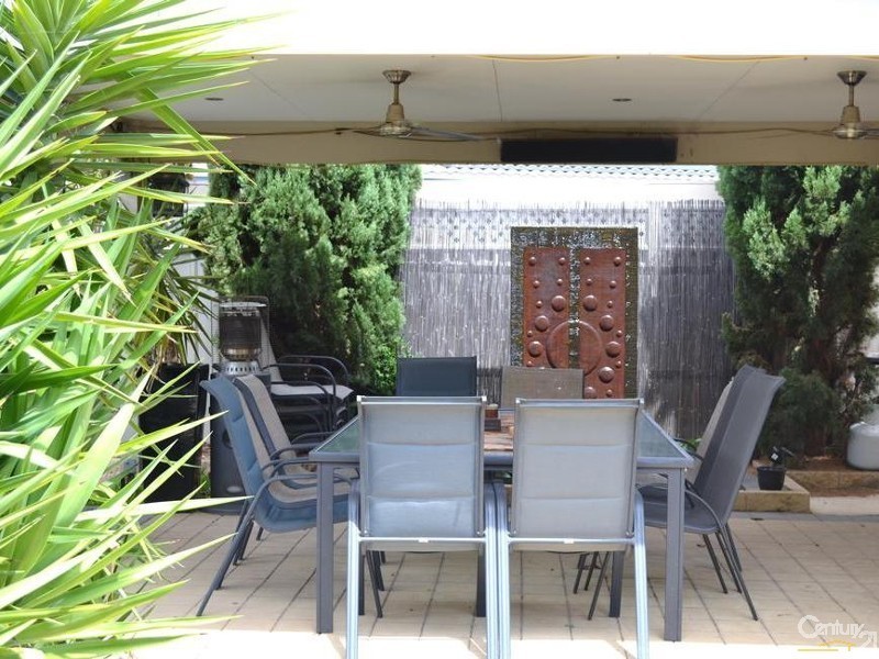 5 Kingfisher Drive West, Moama NSW 2731