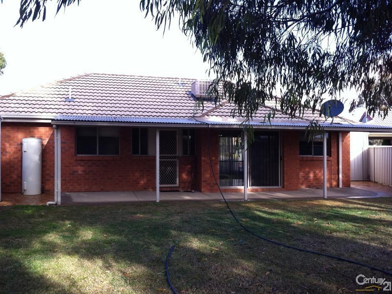 2 McLaren Drive, Moama NSW 2731