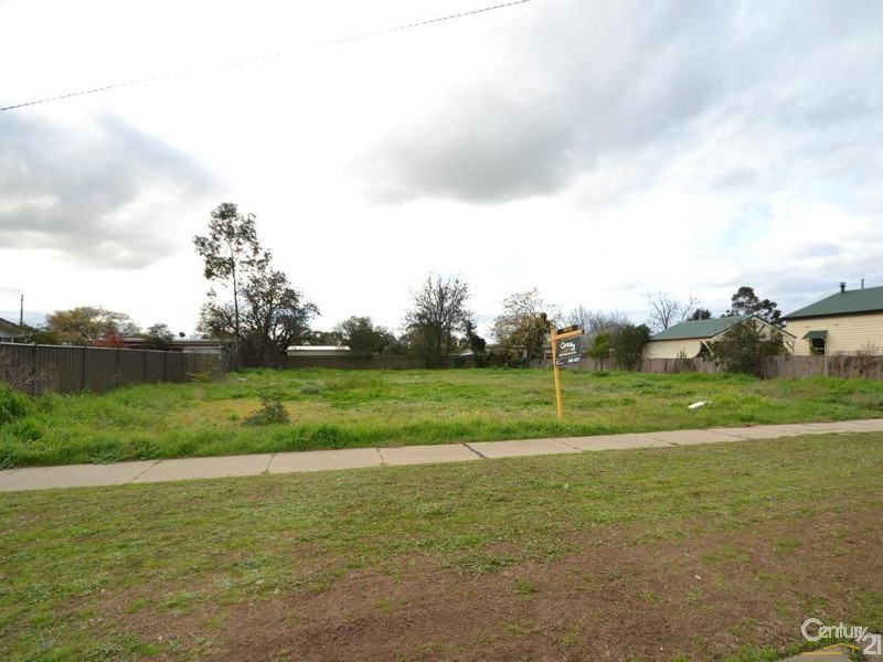 64 Eyre Street, Echuca VIC 3564
