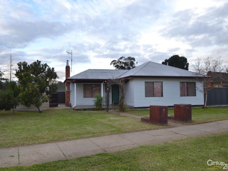 36 Eyre Street, Echuca VIC 3564