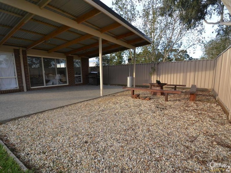 33 Struve Court, Echuca VIC 3564