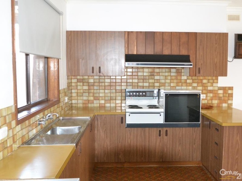 77 Service Street, Echuca VIC 3564