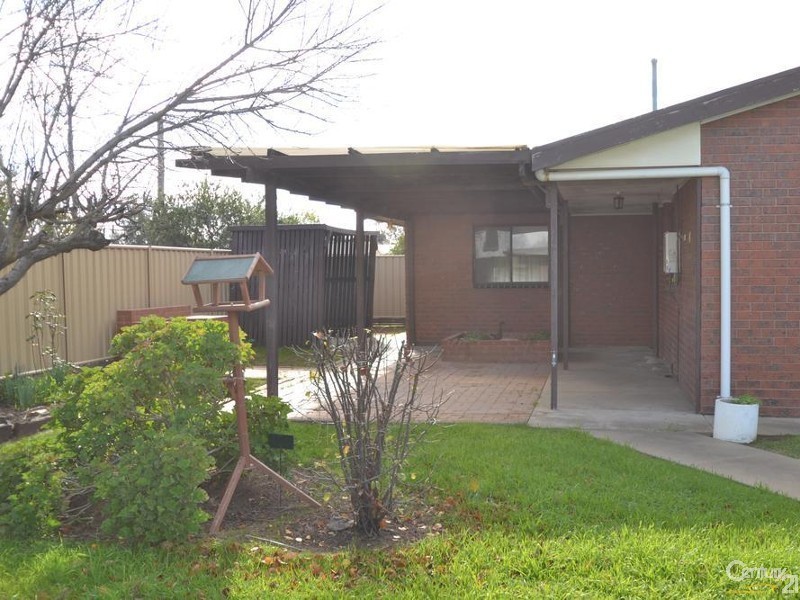 77 Service Street, Echuca VIC 3564