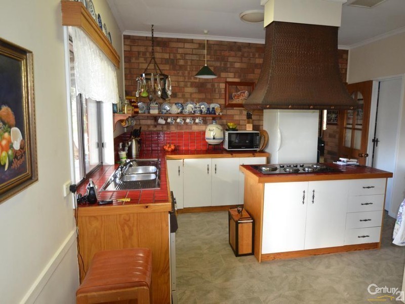 276 Boggy Creek Road, Deniliquin NSW 2710