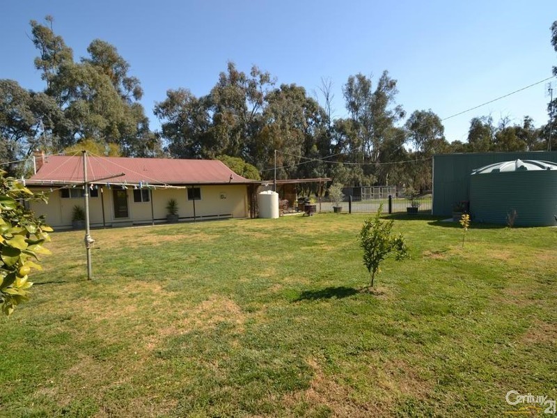 5 Simmie Road, Echuca VIC 3564