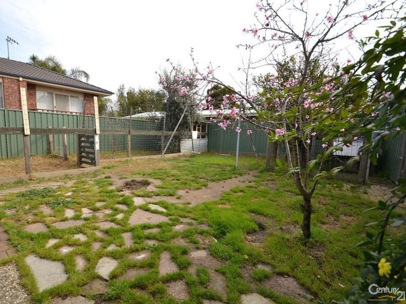 25 Moama Street, Echuca VIC 3564
