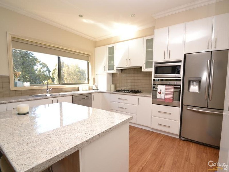4 Grange Court, Echuca VIC 3564