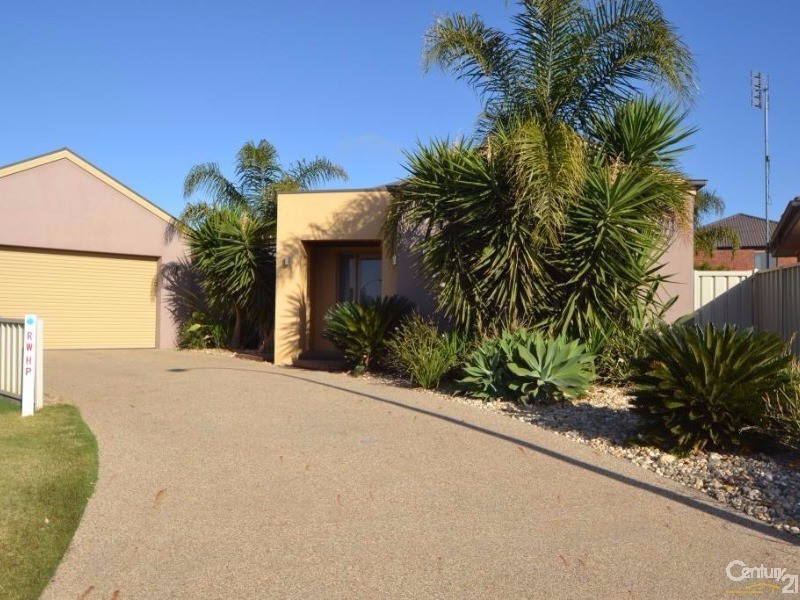 10 Kinross Court, Moama NSW 2731