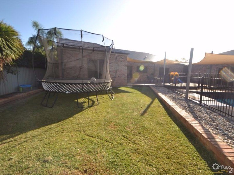 10 Kinross Court, Moama NSW 2731