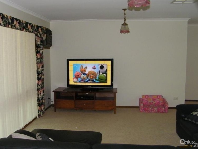 43 Rutley Crescent, Echuca VIC 3564