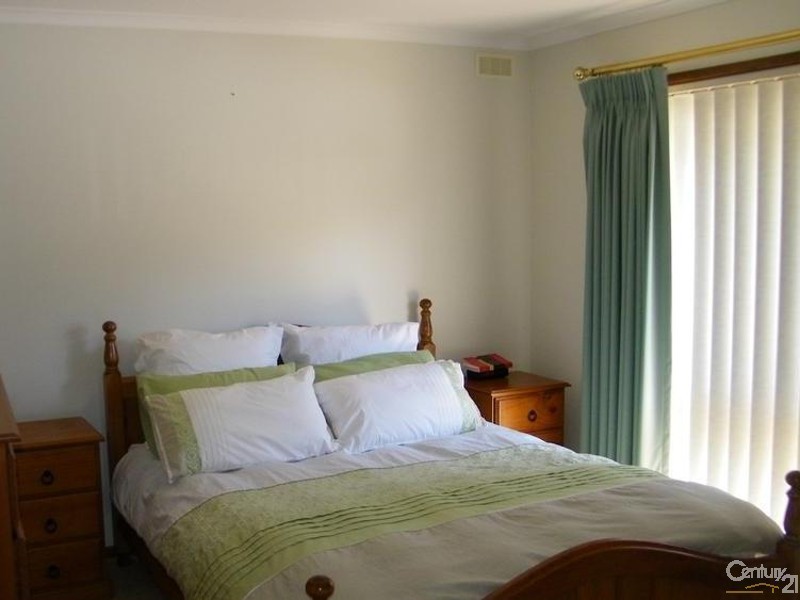 43 Rutley Crescent, Echuca VIC 3564