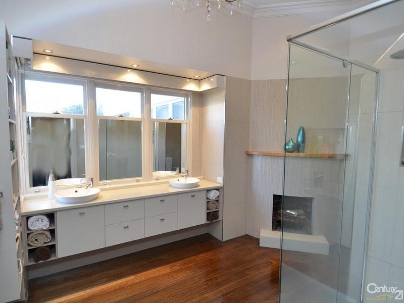 371 High Street, Echuca VIC 3564