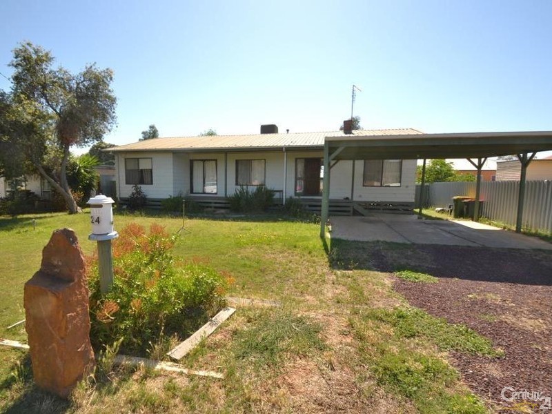 24 McIntosh Street, Echuca VIC 3564