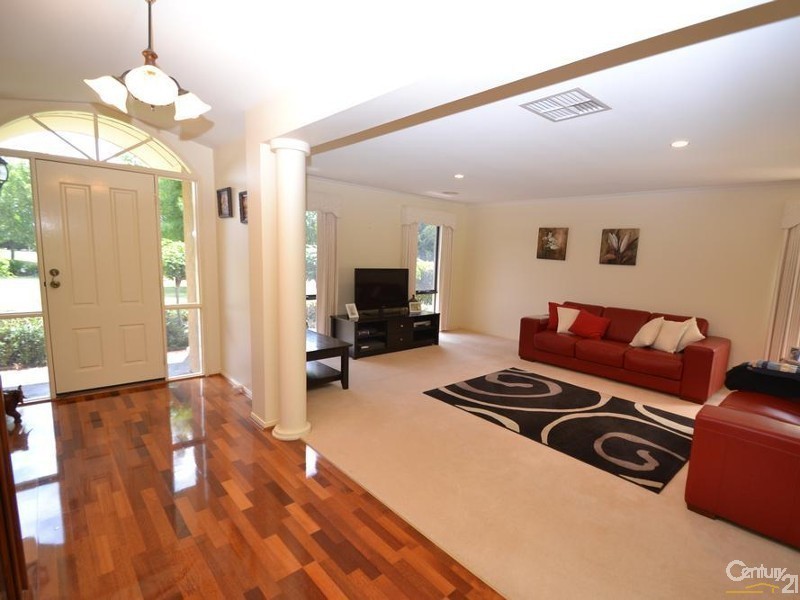 4 Hollara Drive, Moama NSW 2731