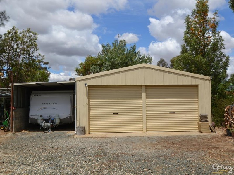 4 Hollara Drive, Moama NSW 2731