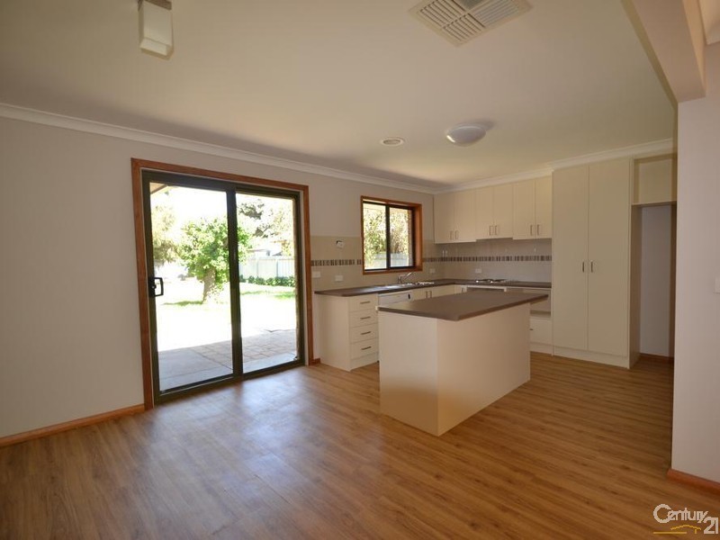 109 Campaspe Esplanade, Echuca VIC 3564