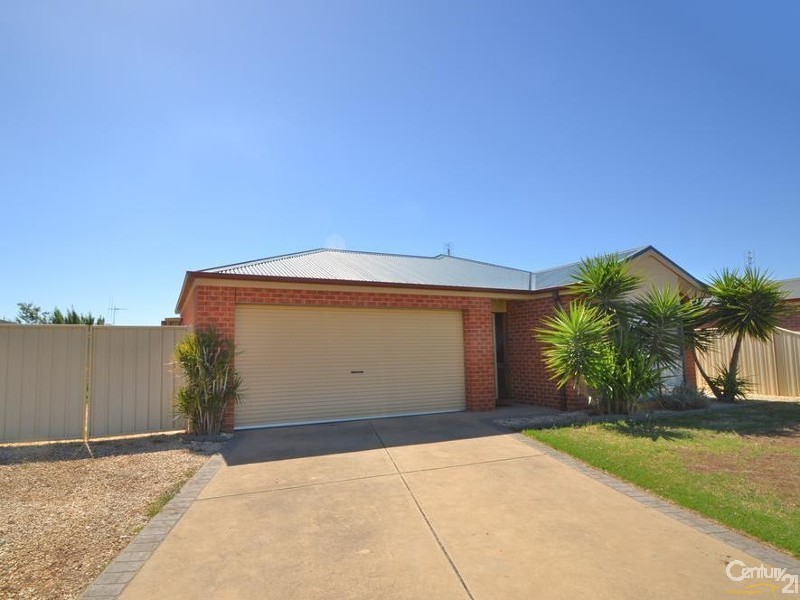 34 Bowen Street, Echuca VIC 3564