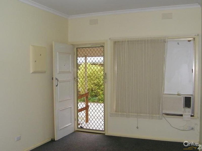 2/23 Landborough Street, Echuca VIC 3564