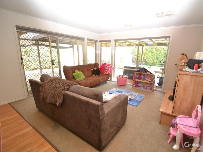 10 Brenton Avenue, Echuca VIC 3564