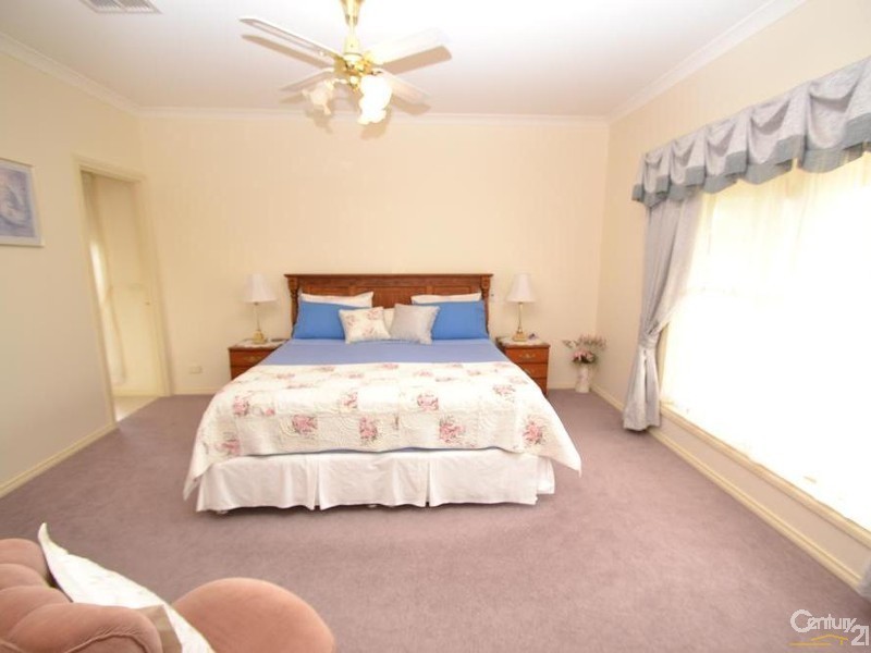 60 Point Road, Echuca VIC 3564